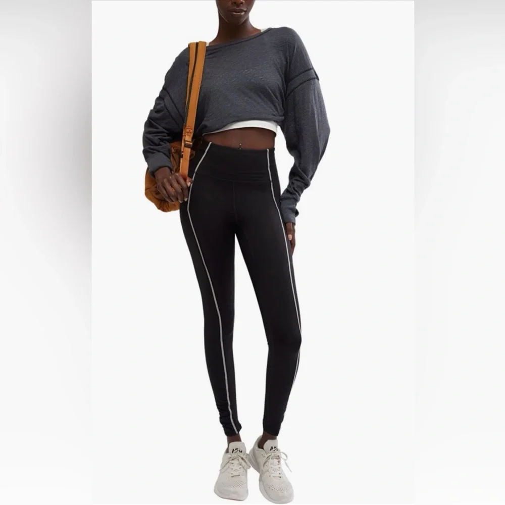 Free People Movement You're a Peach Pocket Leggings, size XS - Picture 3 of 15